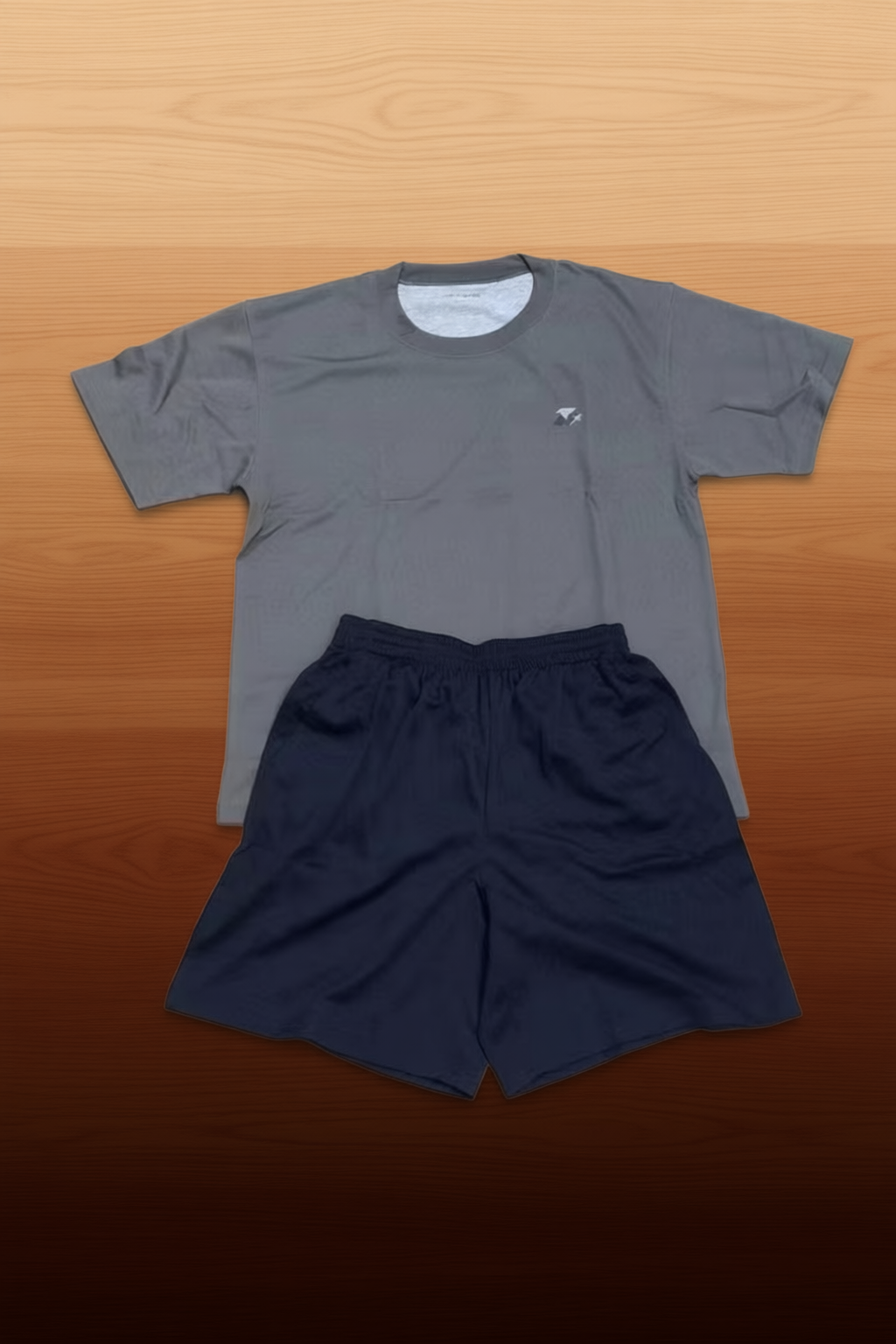 灰色短袖T恤+深蓝运动短裤 套装详情图2