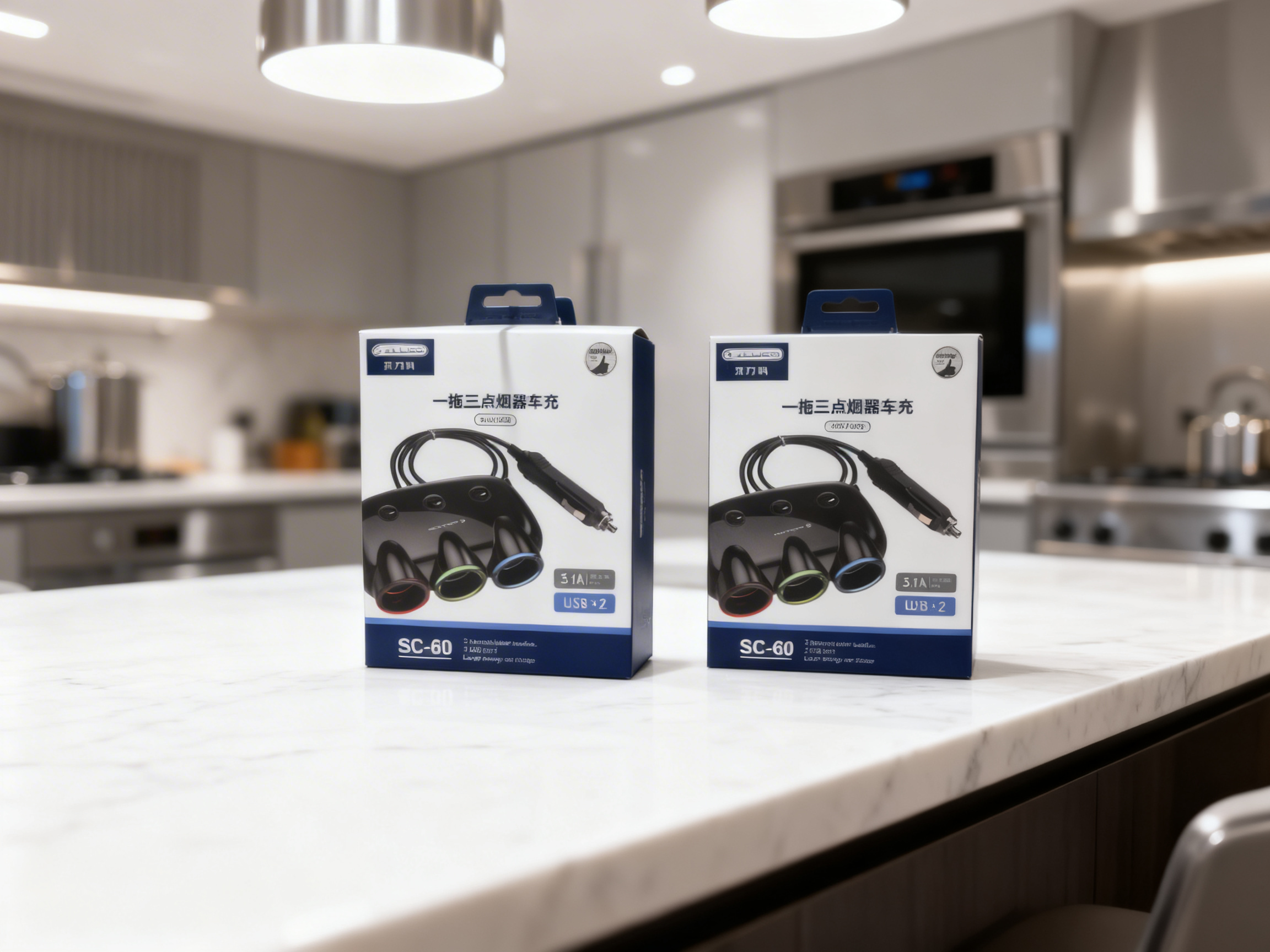 杰力科 SC-60 车载充电器 3.1A 一拖三烟点USB